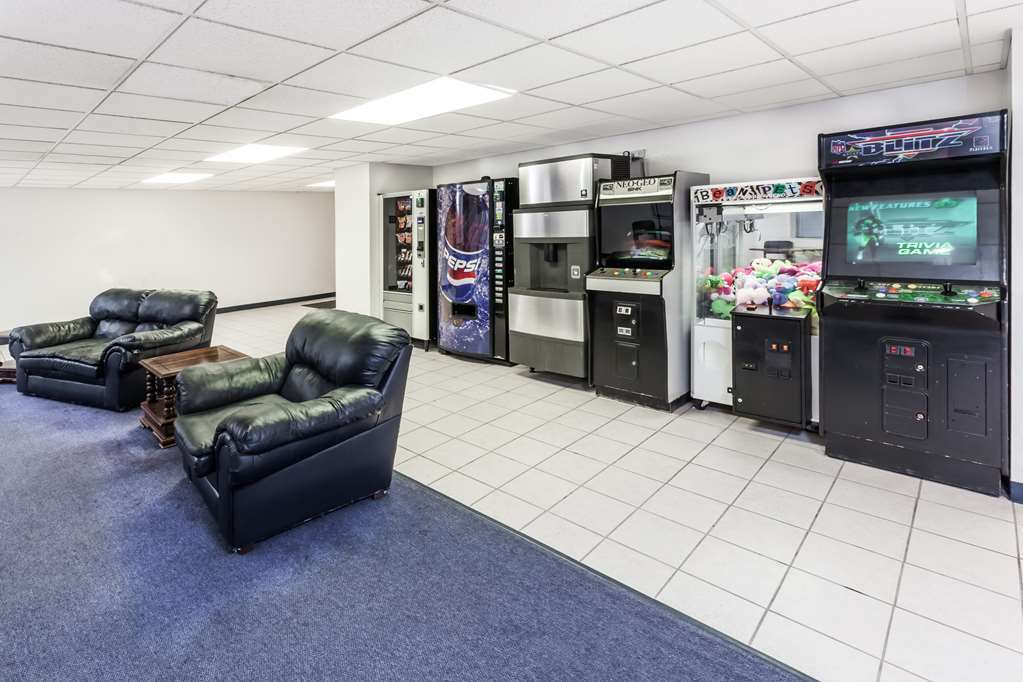 Super 8 By Wyndham Hebron Lowell Area Εσωτερικό φωτογραφία